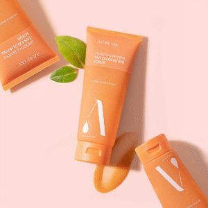 Azure-Tan-MODEL-Smooth-and-Remove-Tan-Exfoliating-Scrub_sq-1